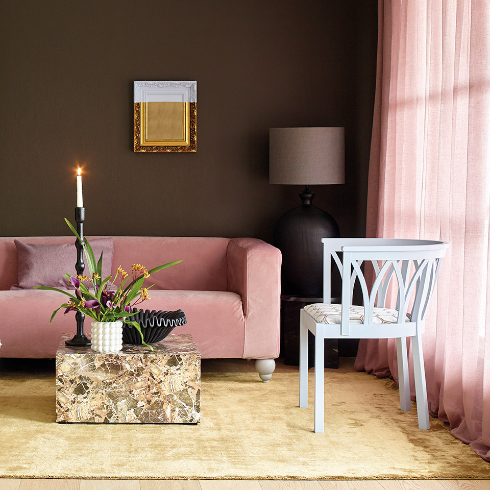 Årets Farge 2024 - Beundret mystikk