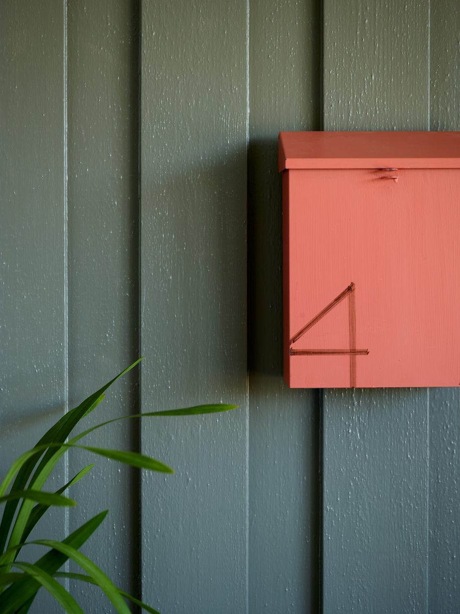 Fargerike panel ekstriør vår 22 Grå Tyfon FR6225 05.jpg