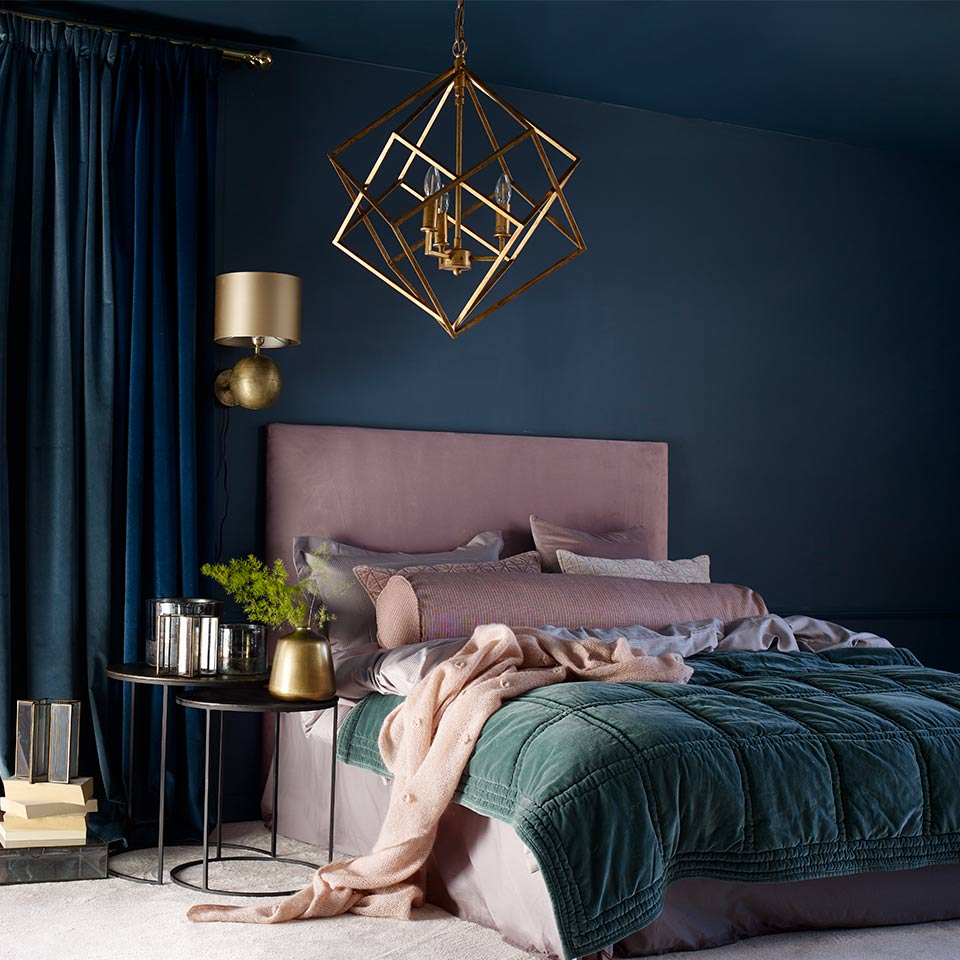 årets farge 2018 blå