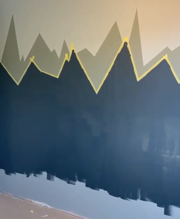 Fjelltopper med maskeringstape