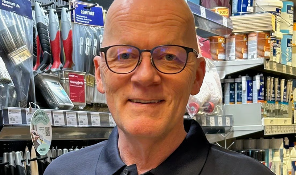 Lasse Hansen, Fargerike Teppesalongen, Strømmen