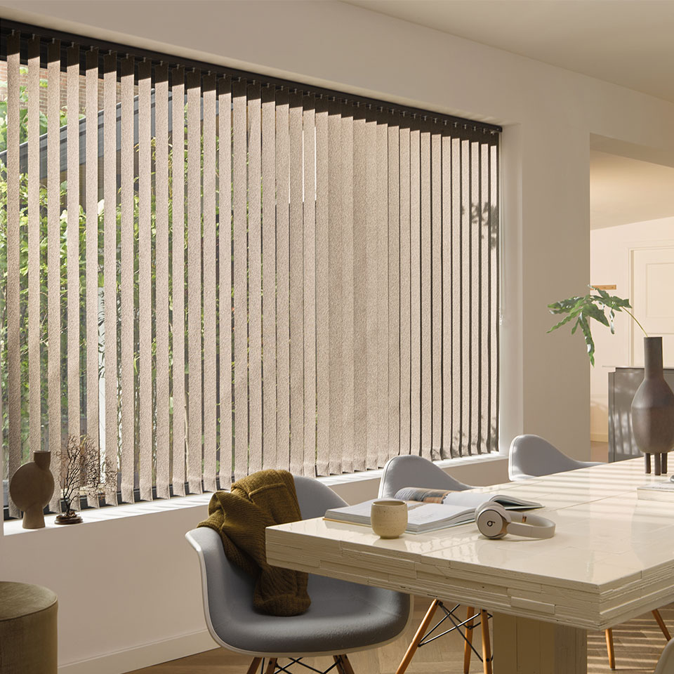 lamellgardin i spisestue