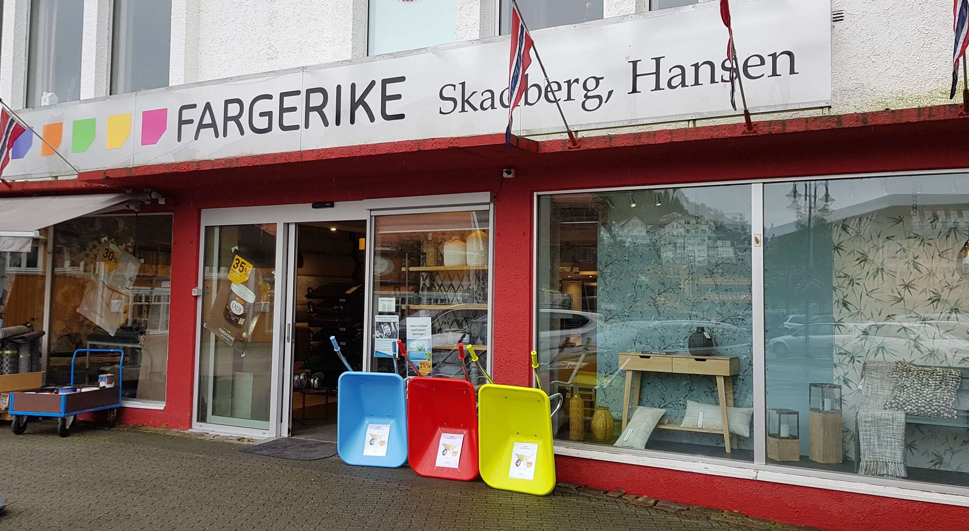 Fargerike Skadberg Hansen