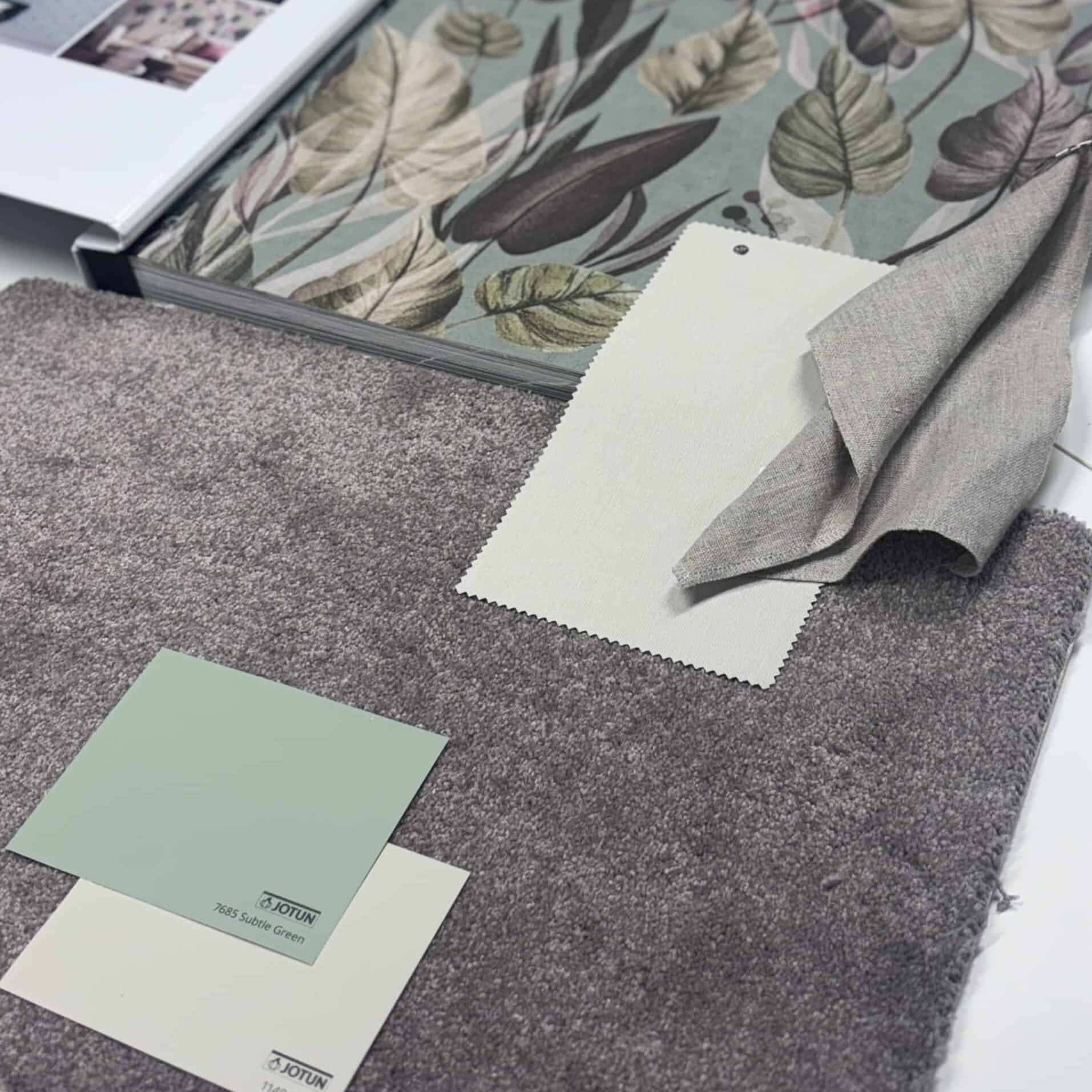 Collage månedens stil med gulvteppet