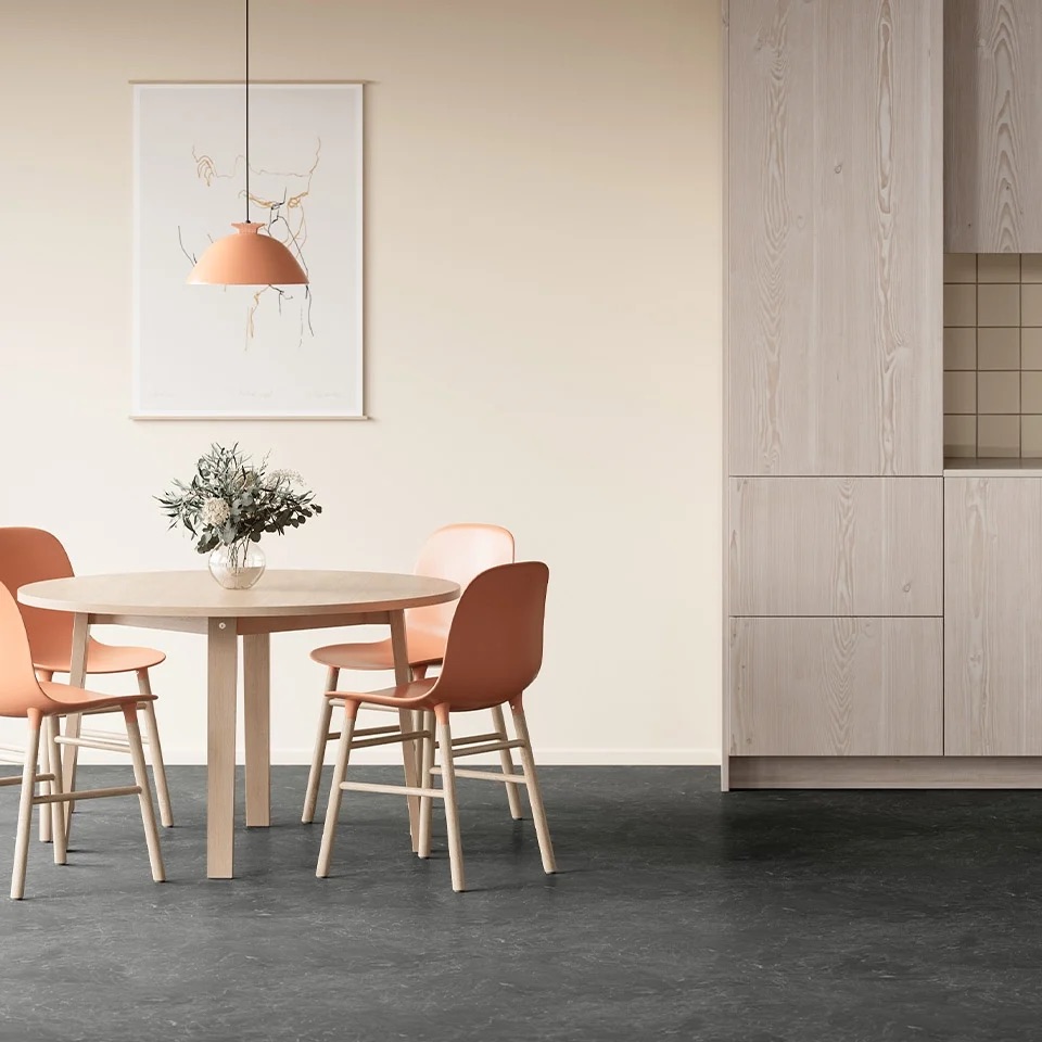 vinylgulv baderom marmor