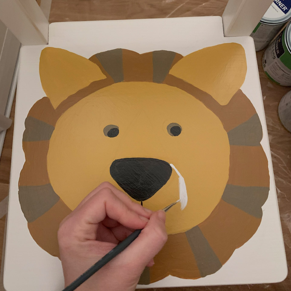 barnestol løvemønster