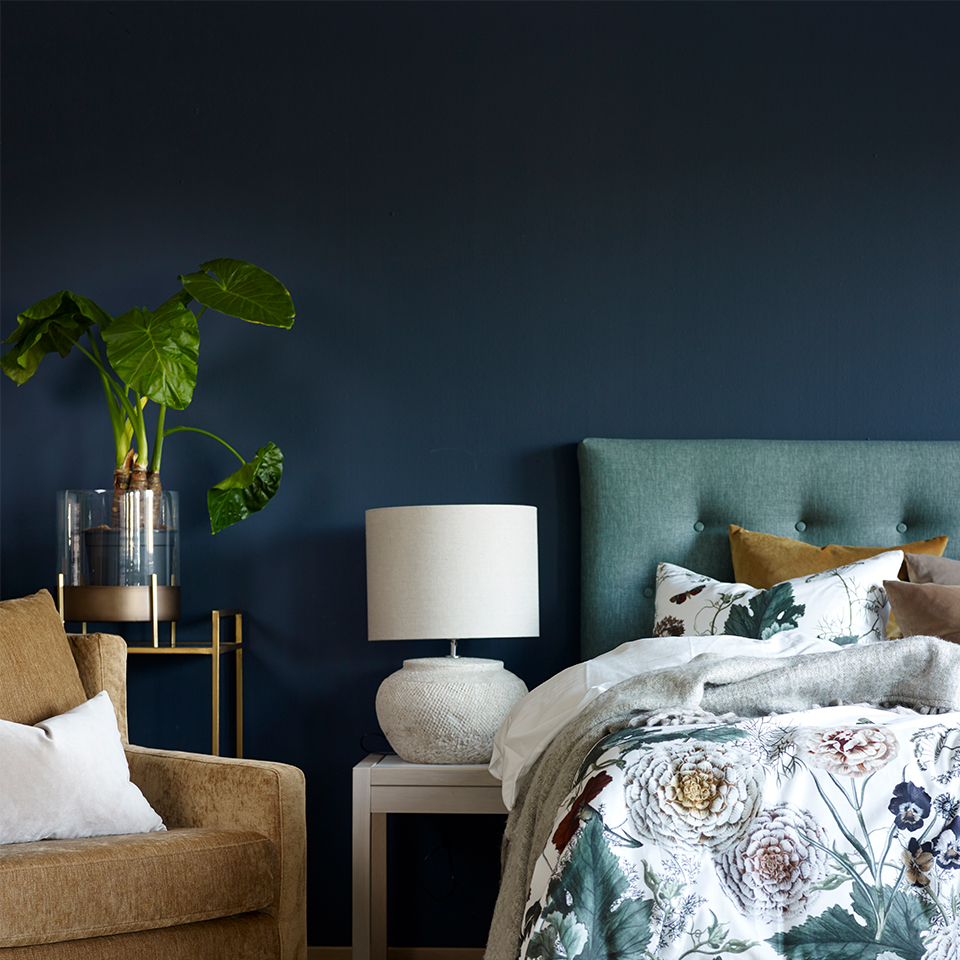 Månedens farge Havdyp