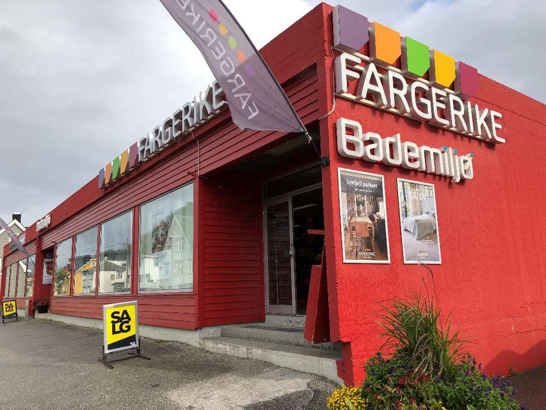 Fargerike Hareid