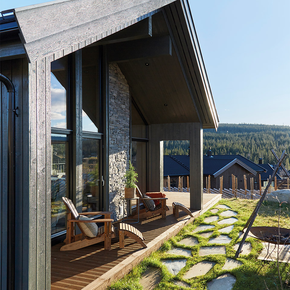 Bastant farge beis hytte