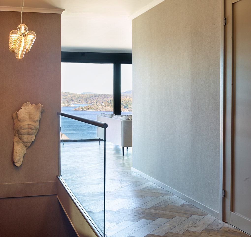 Moderne tapet Enebolig Stathelle