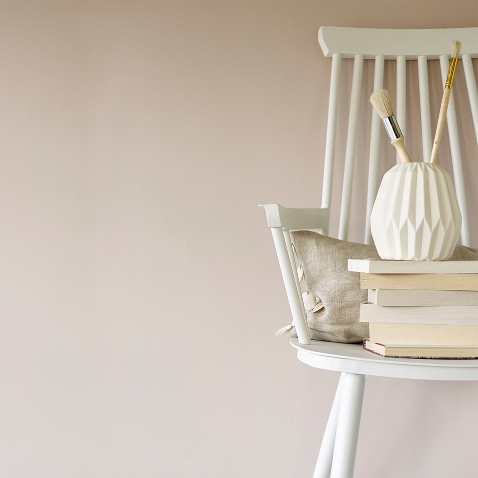 Fargen Nude på vegg