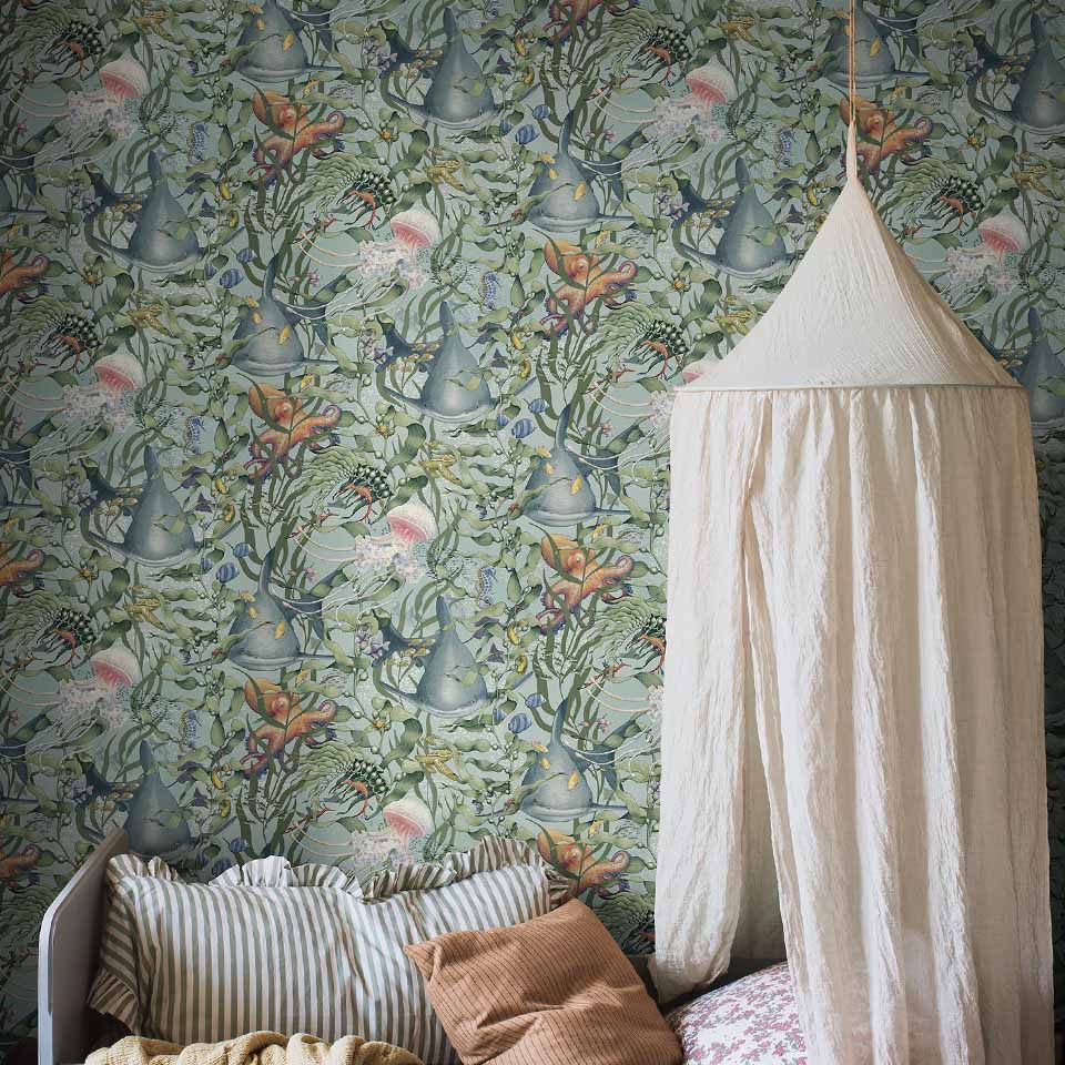 Undervannseventyr på barnerommet med tapet