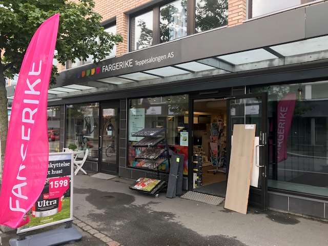 Fargerike Strømmen (Teppesalongen As)