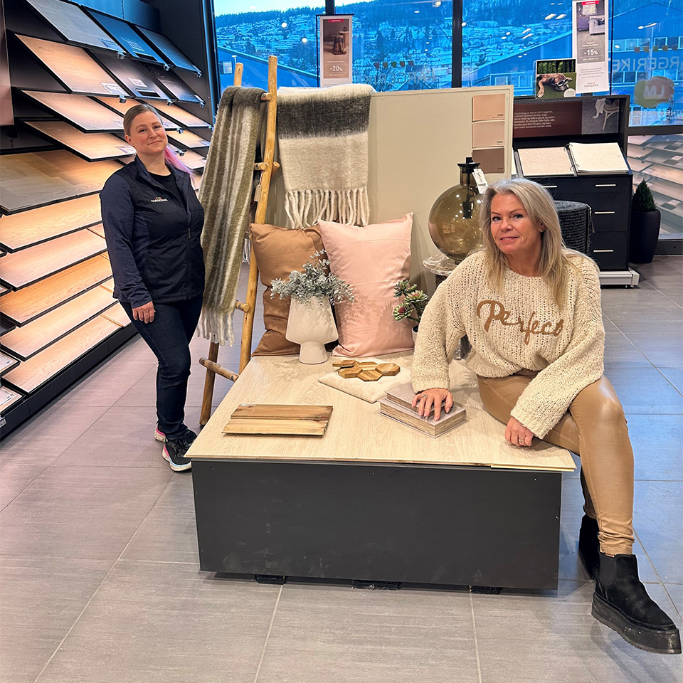 Fargerike Lothe Motzfeldt Hilde