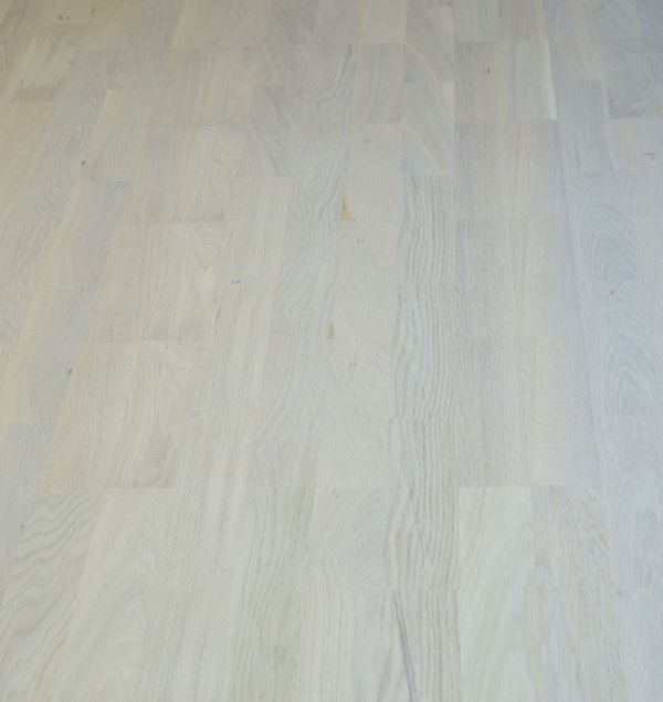 Saga Basic Pearl White Oak Parkett