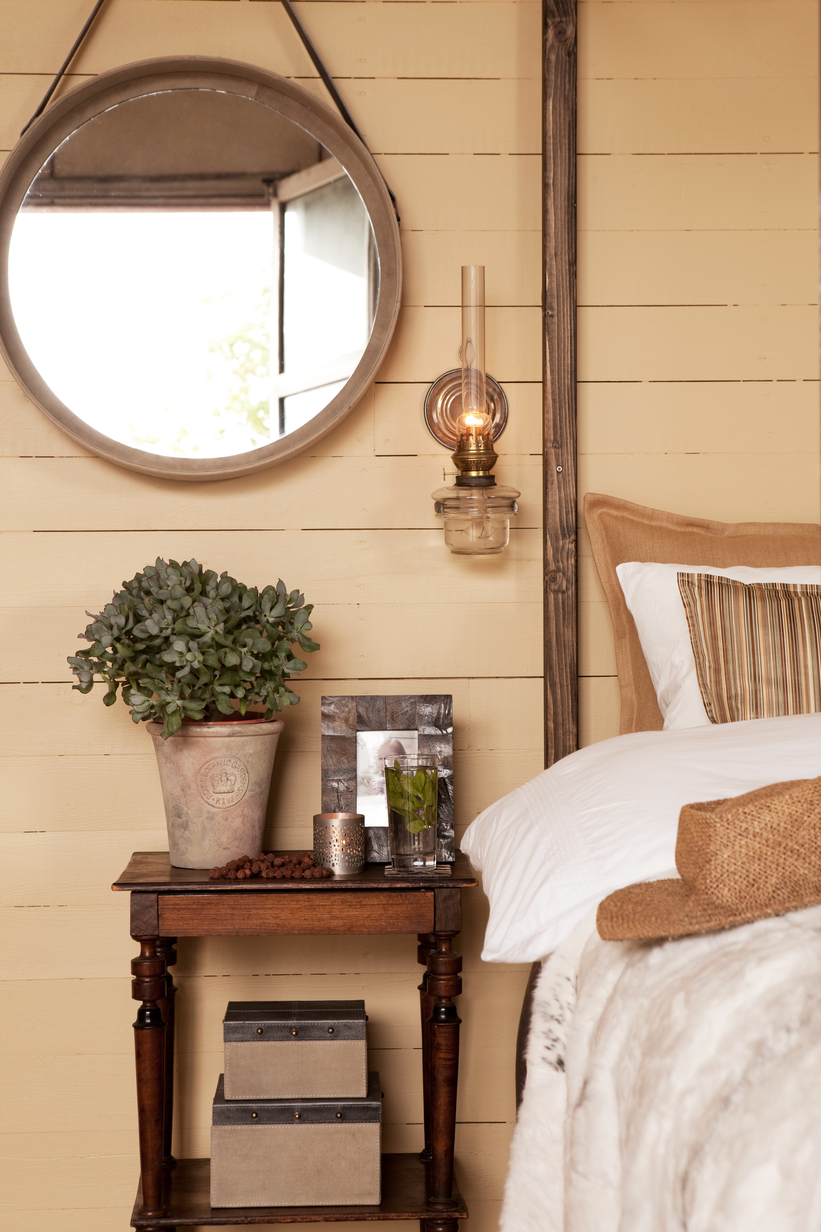 African Touch Nairobi FR1136.jpg