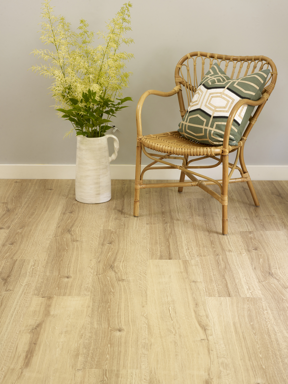 Aspecta Rigid Essential Oak Light Klikkvinyl