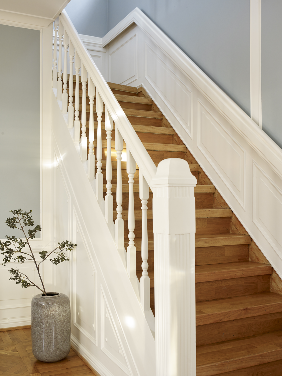 FArgerike Stasjonsveien FR1349 Sølvbåntd.jpg