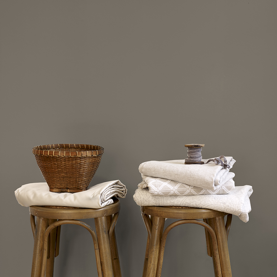 FR 1072 Nepal LiÜsen gylden eik 960.jpg