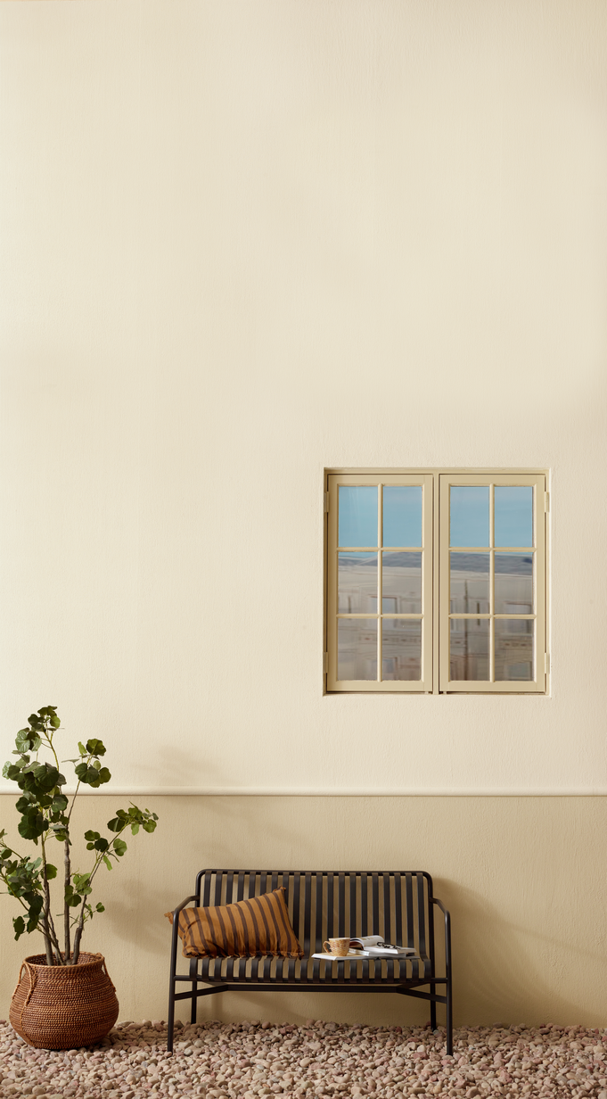 Jotun DryTech Mur 1901 Marmor_vindu og nedre del av murvegg Jotun 1908 Sisal.jpg