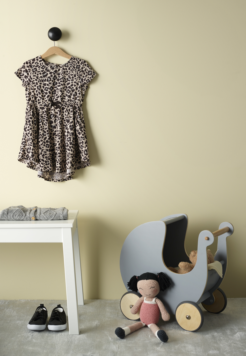 JOTUN SENS 07 3i1 VEGGPANELLIST 1012 GULLHÅR.jpg