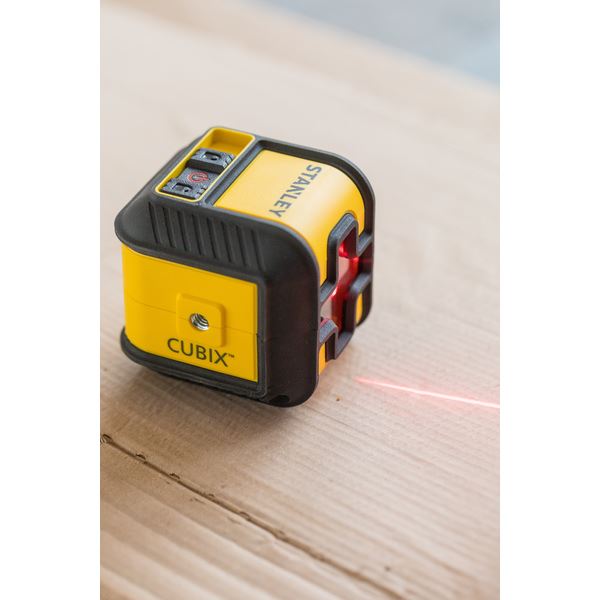 Stanley Kysslinjelaser Cubix m/stativ