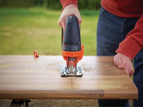 Stanley Black & Decker Black & Decker Stikksag 18V Pendel