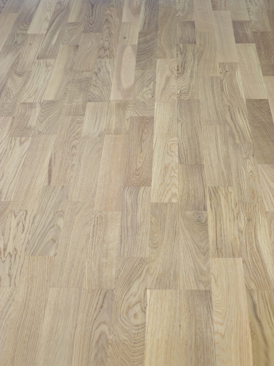 Saga Classic Hvit Eik Parkett