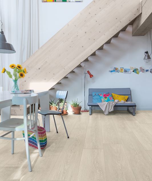 Quick-Step Majestic California Lysebeige Eik Laminatgulv
