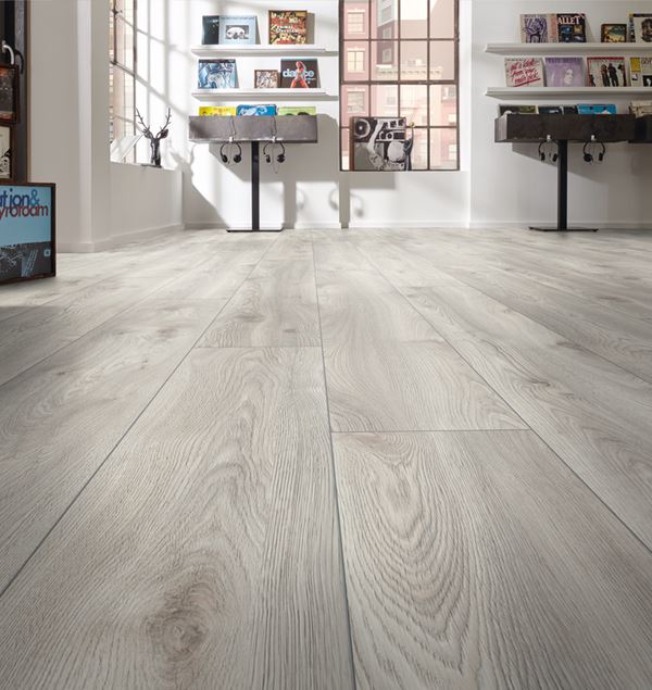 Kronotex Mammut Plus 4797 Highland Oak Silver Laminatgulv