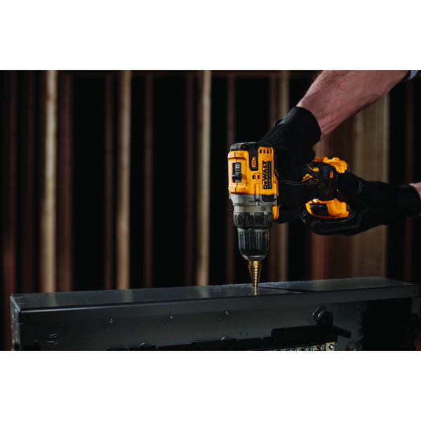 DeWalt Drill XR Kompakt 12V 2X2,0AH