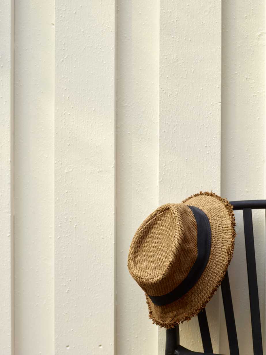 Fargerike panel eksteriør FR 6120 Perlegrå 02.jpg