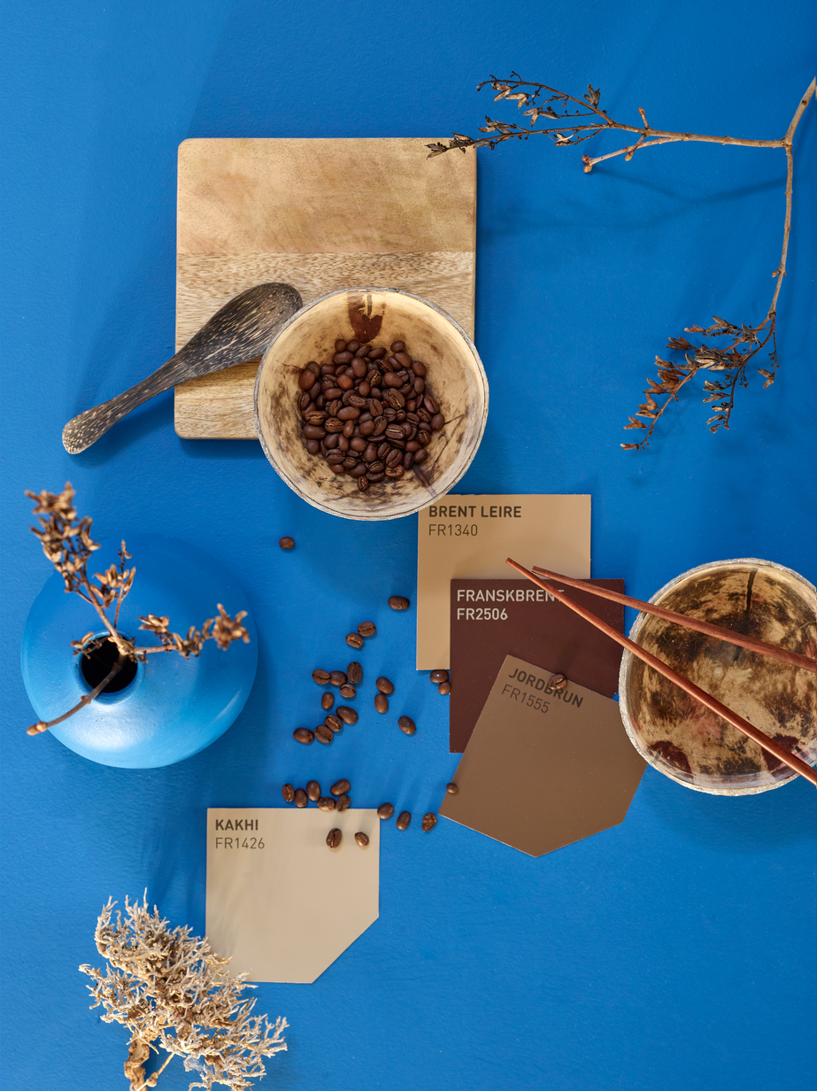 FR1143 Blånedslag kolasj 02.jpg