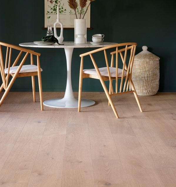Saga Hardwood Pure Oksøy Herdet Tregulv