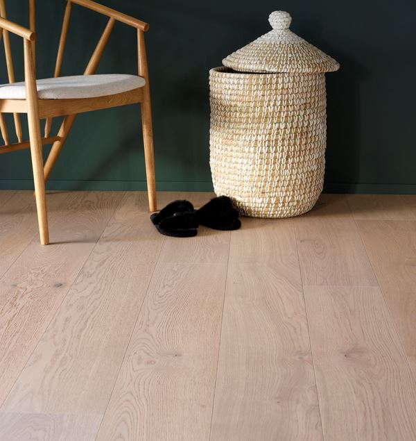 Saga Hardwood Pure Oksøy Herdet Tregulv