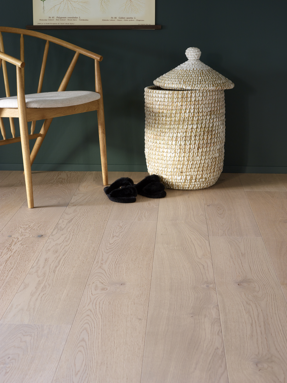 Saga Hardwood Pure Oksøy Herdet Tregulv
