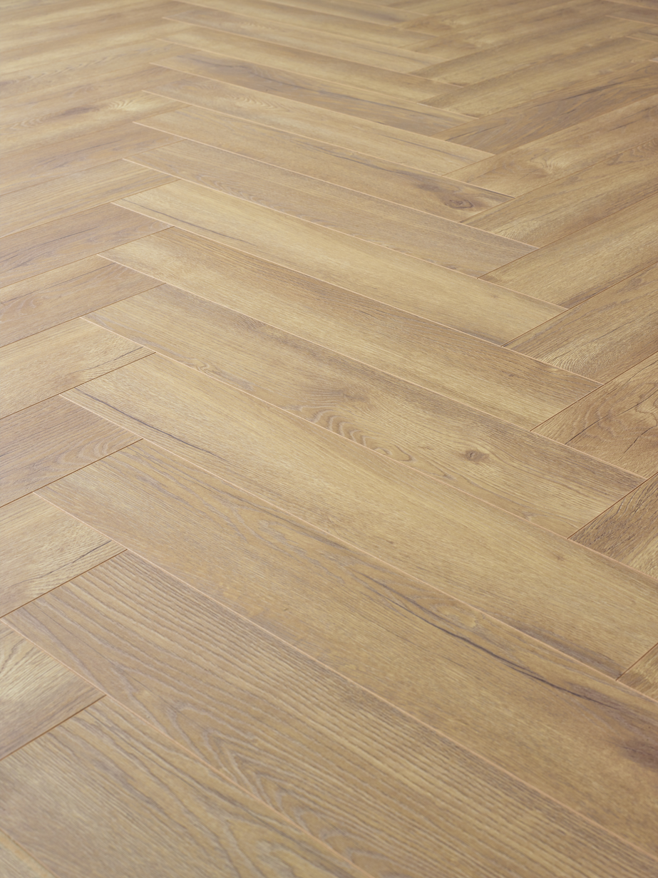 Kronotex Herringbone 4764 Treviso Oak Laminatgulv