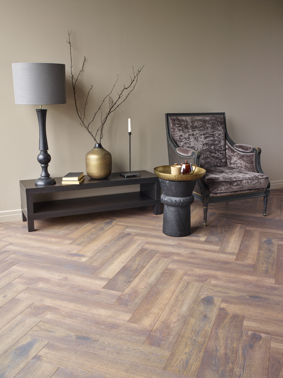 Kronotex Herringbone 4766 Calais Oak Laminatgulv