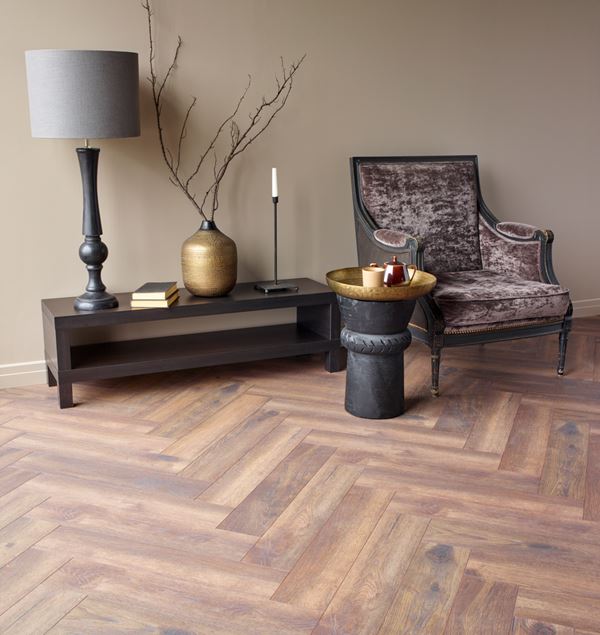 Kronotex Herringbone 4766 Calais Oak Laminatgulv