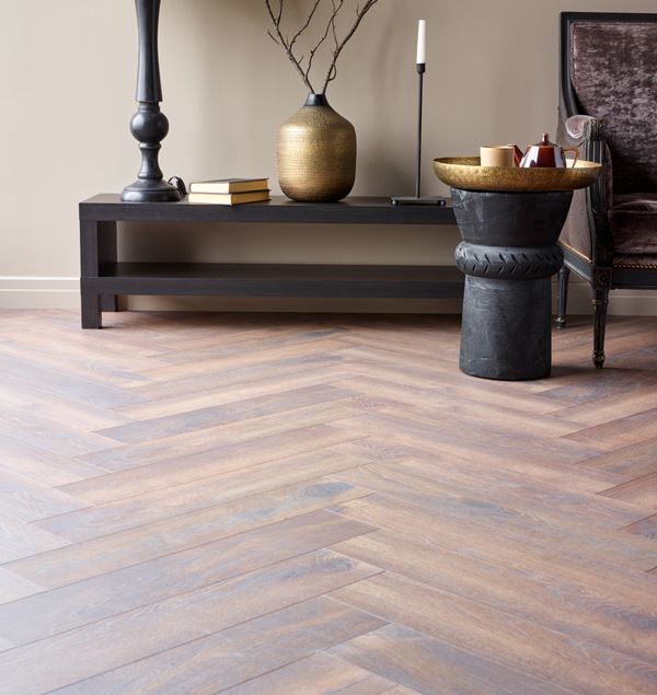 Kronotex Herringbone 4766 Calais Oak Laminatgulv