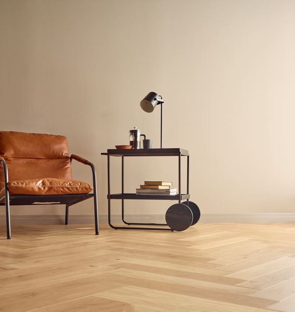 Saga Herringbone Coconut Parkett