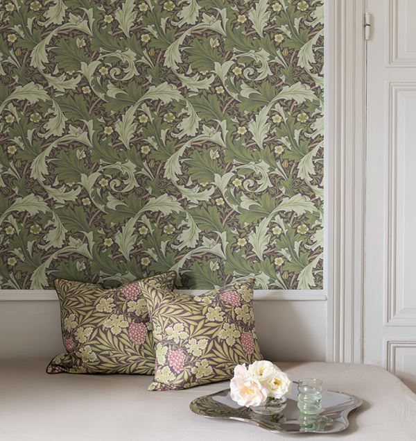 Storeys Hidden Treasures 82013