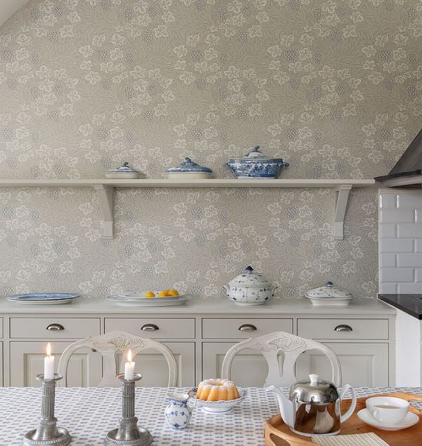 Storeys Hidden Treasures 82017