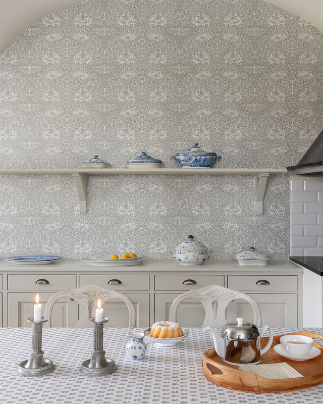 Storeys Hidden Treasures 82022