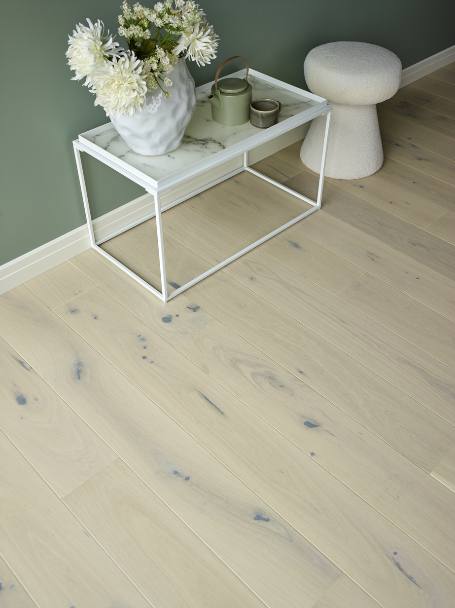 Moskus Liåsen Grå Eik Parkett