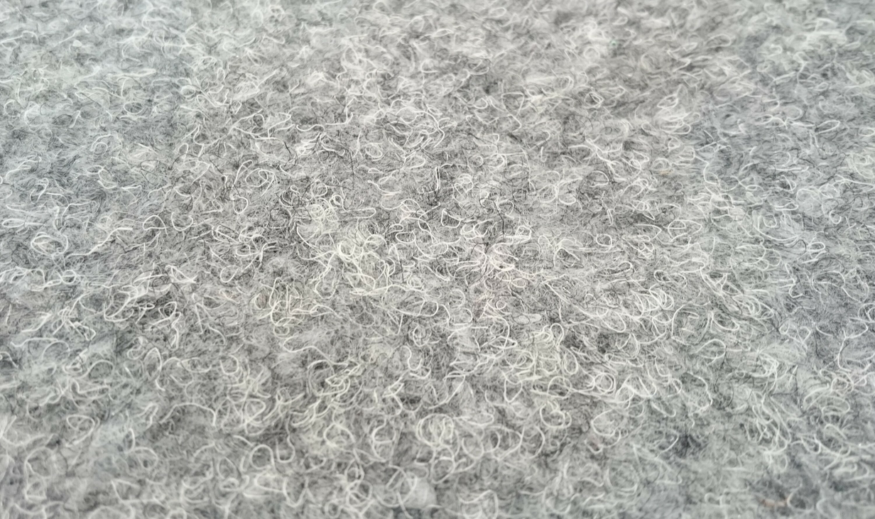 Inhouse Group Gressteppe New Meadow Grå - 4m