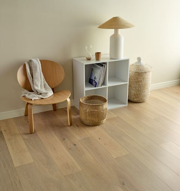 Saga Exclusive Cream Oak Parkett