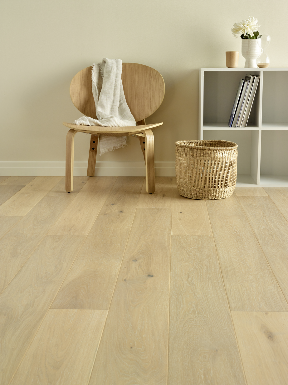Saga Exclusive Cream Oak Parkett