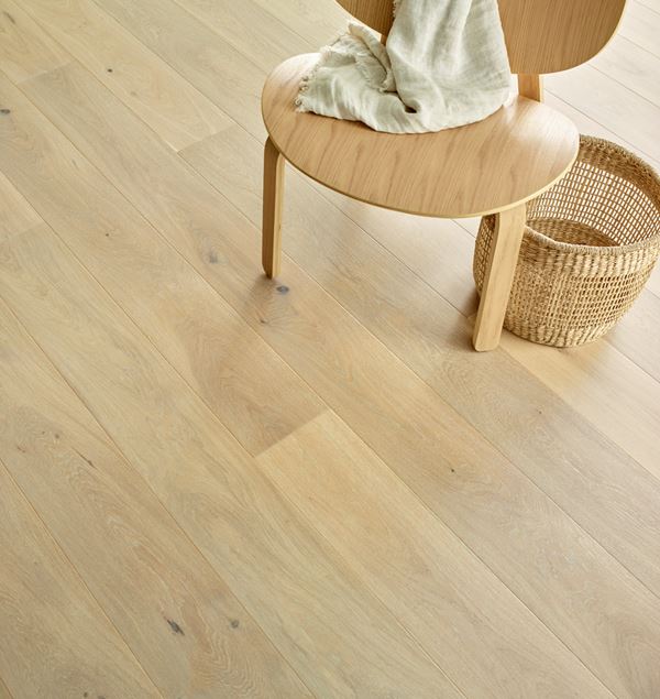 Saga Exclusive Cream Oak Parkett