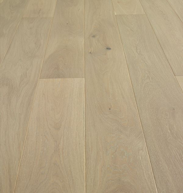 Saga Exclusive Cream Oak Parkett